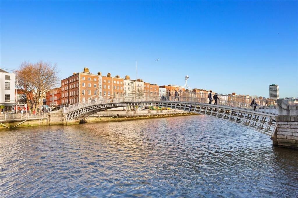 Delightful City Centre Apartment With Balcony Dublin Dış mekan fotoğraf